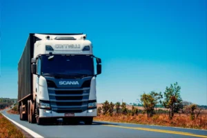 Compra ou Aluguel de Caminhões